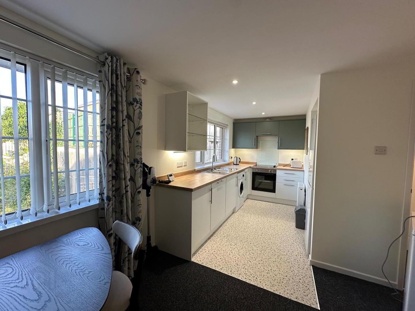 28 Strathearn Court 3 of 8