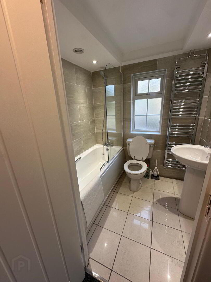 28 Strathearn Court 7 of 8