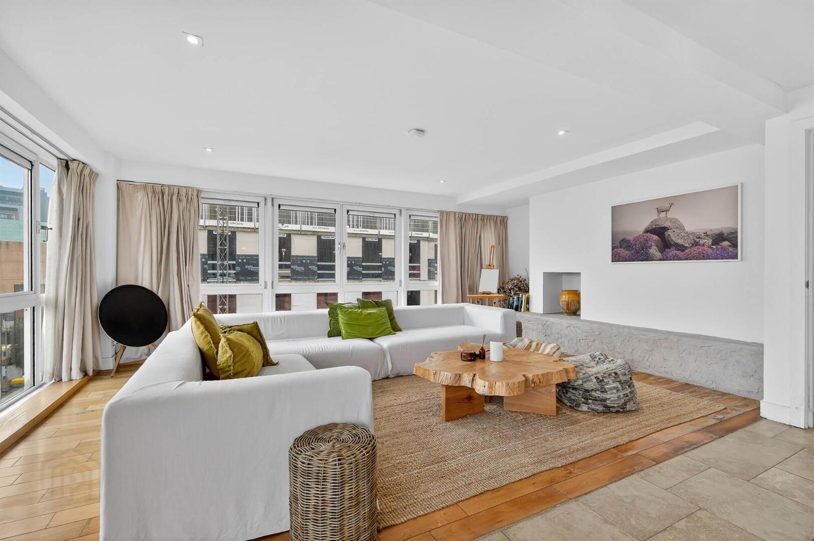 20 Shaftesbury Court 3 of 16