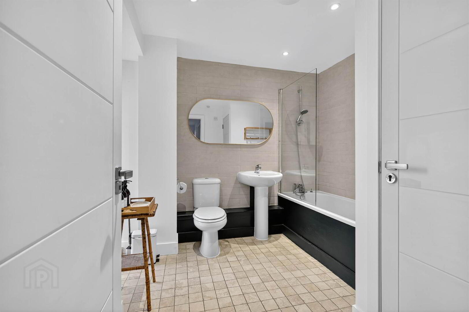 20 Shaftesbury Court 12 of 16