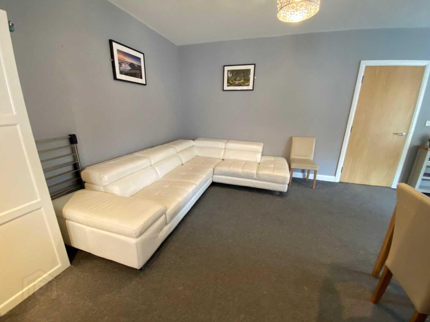 Apt 1, Templemore Avenue 9 of 16