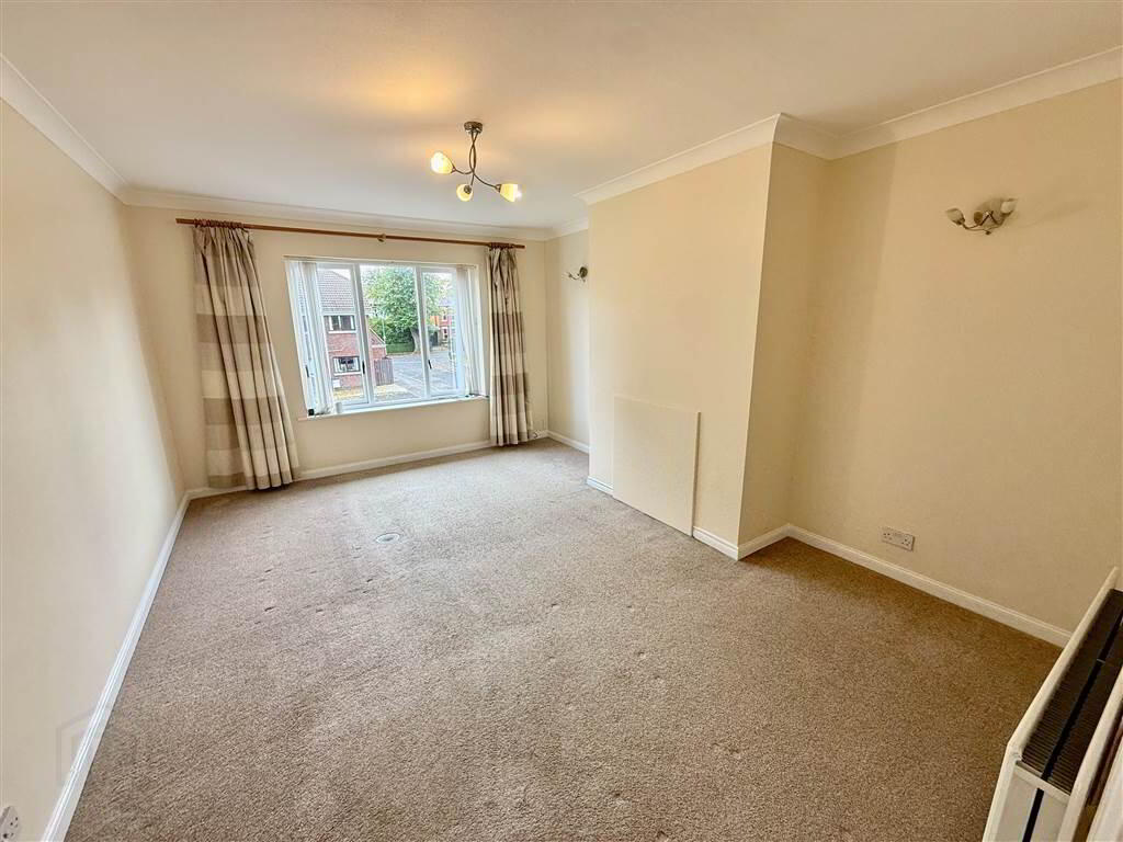 10 Earlswood Grove 6 of 10