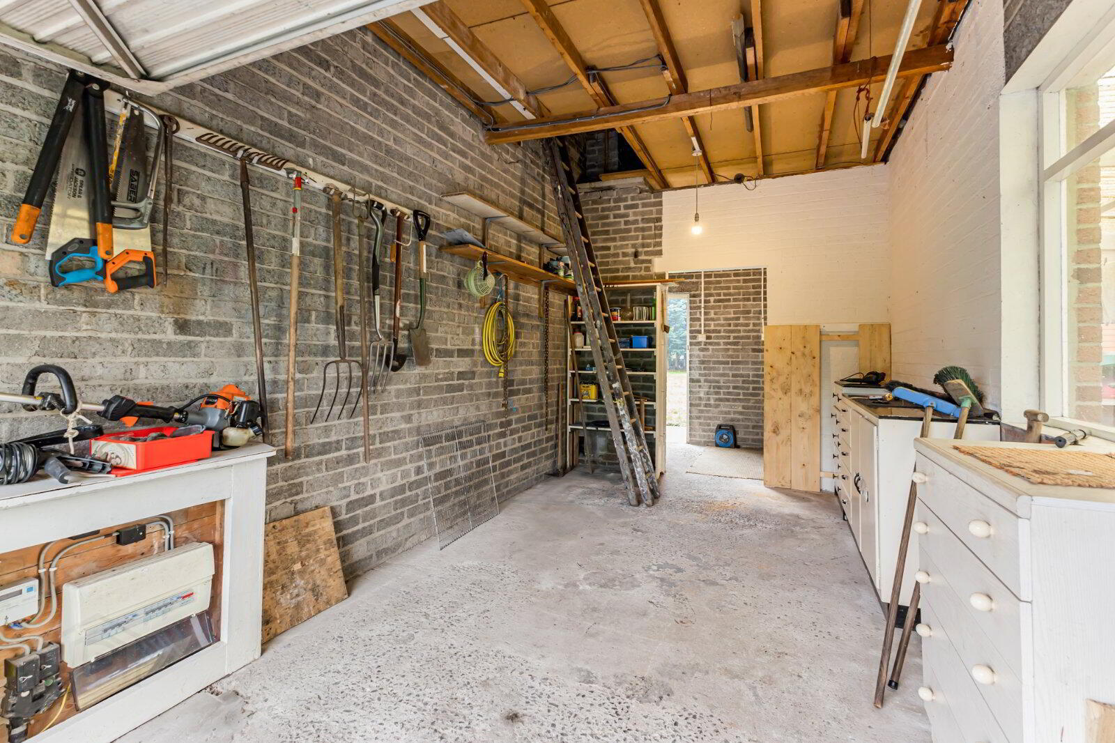 11 Brunswick Road 24 of 37
