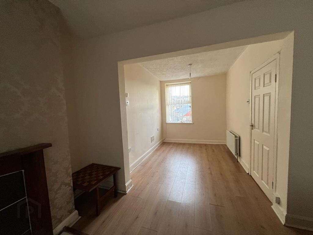 25 Abercorn Road 4 of 9