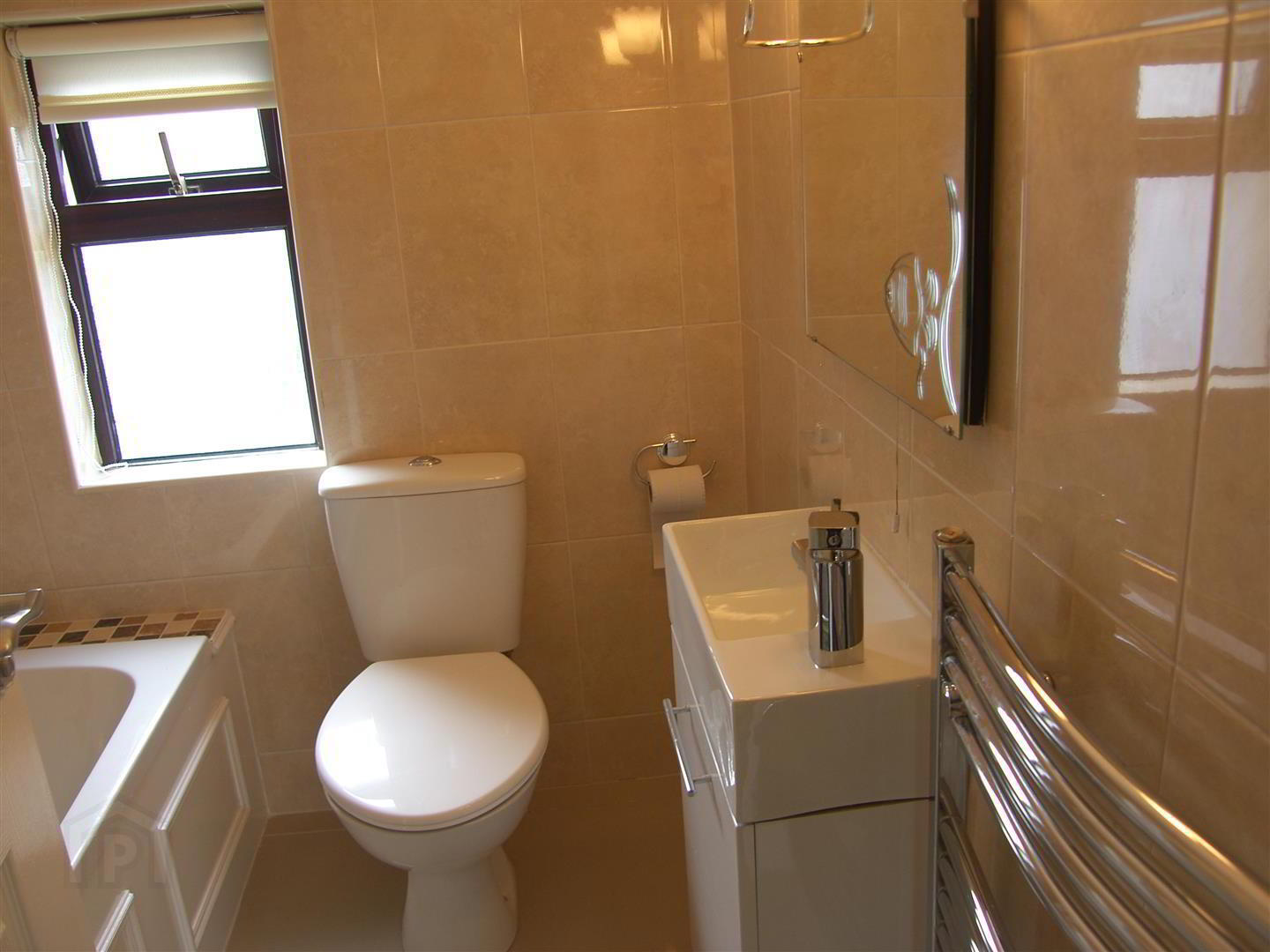 27 Demesne Avenue 4 of 10