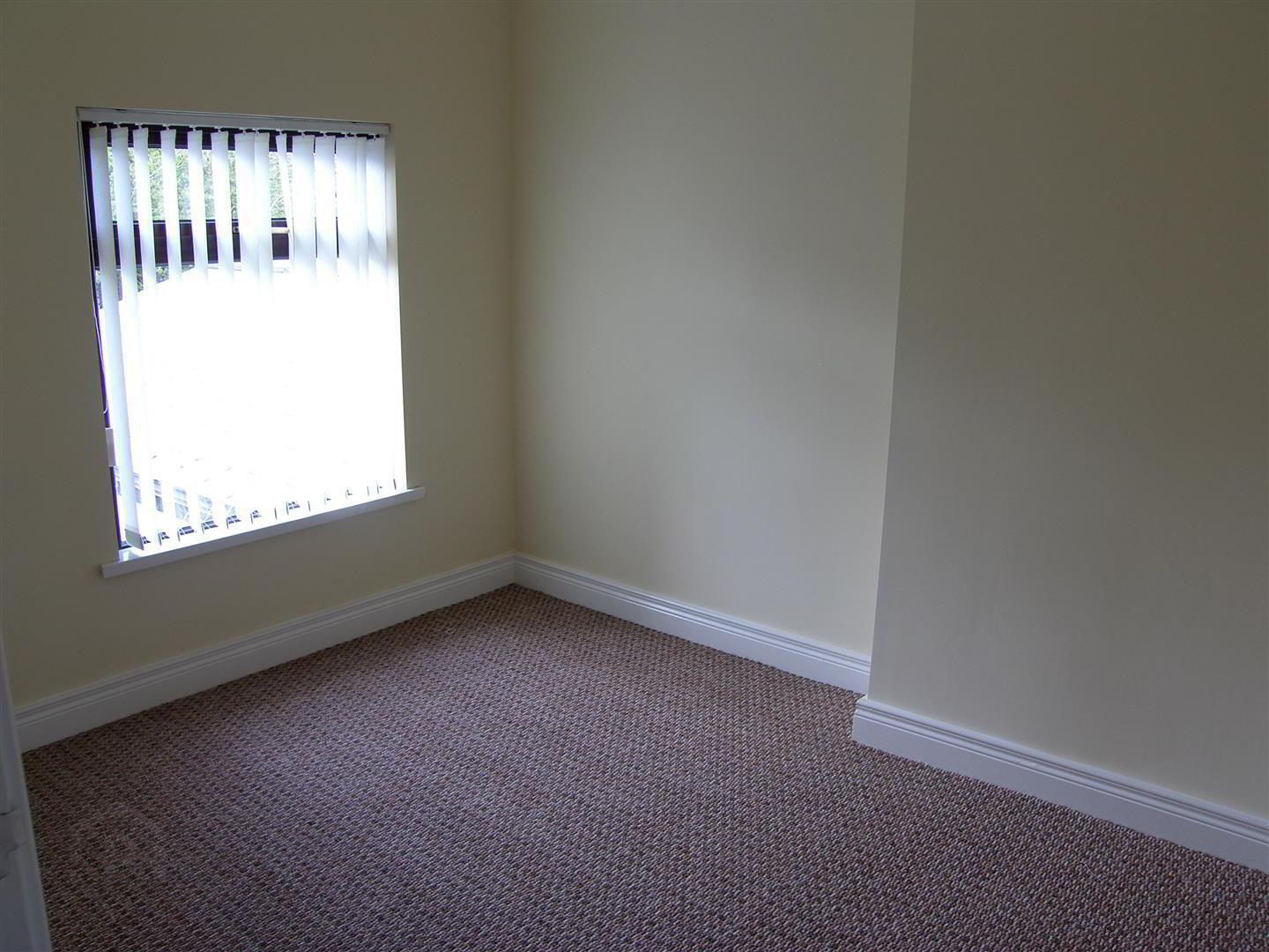 27 Demesne Avenue 6 of 10