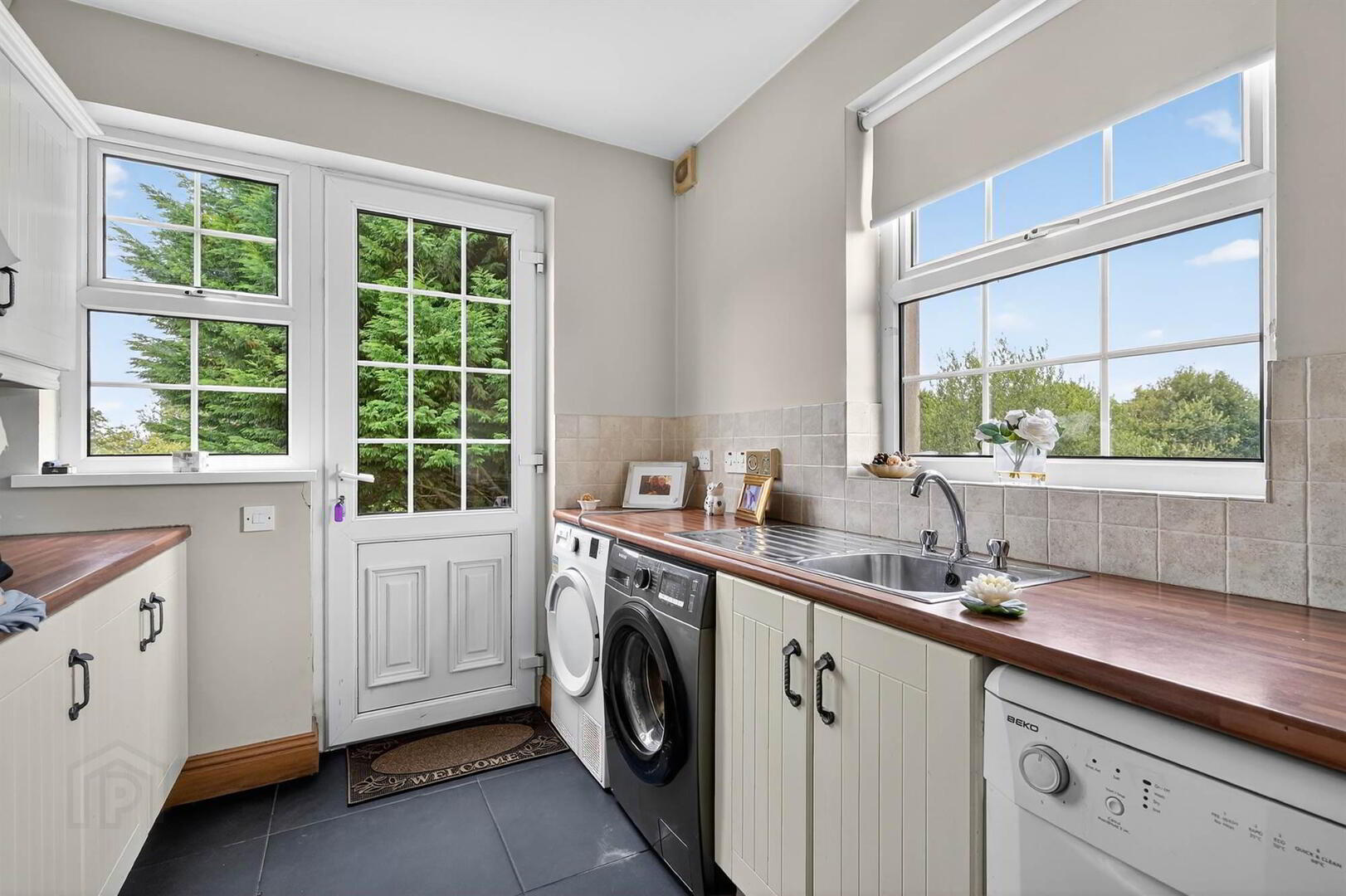 44 Tullywest Road 13 of 42