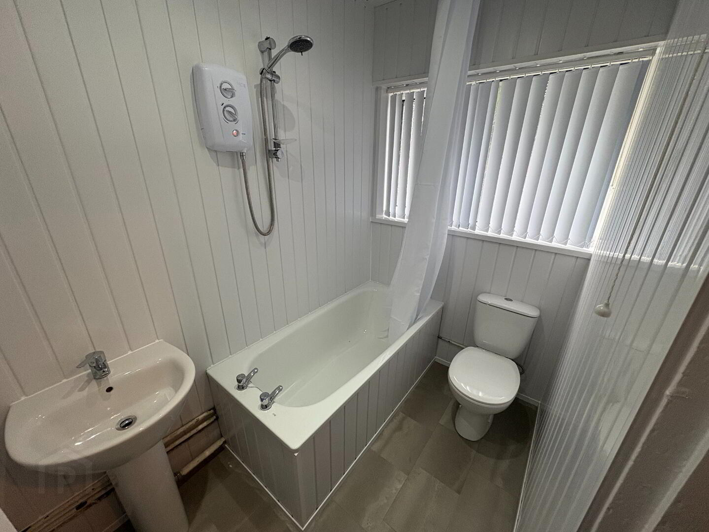 351 Holywood Road 6 of 6