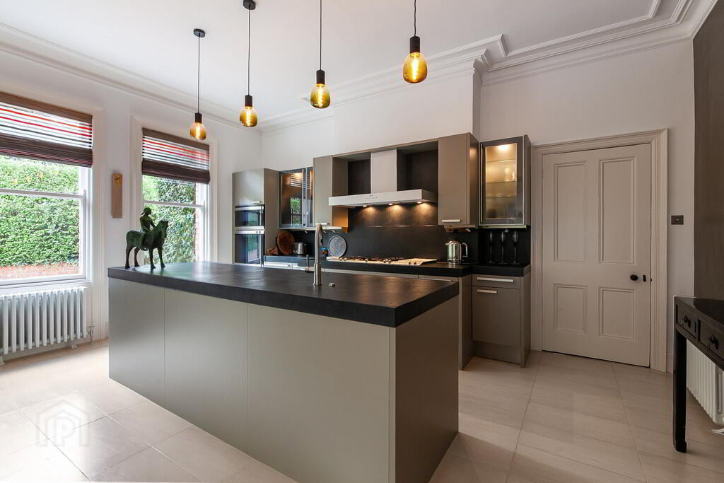 21 Deramore Park 19 of 67
