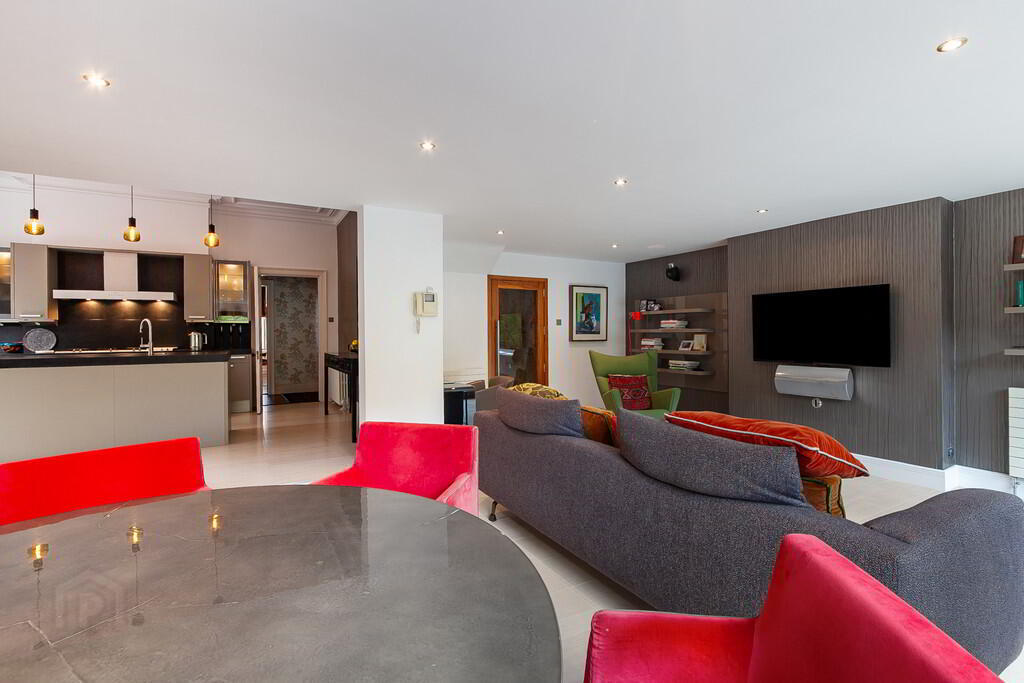 21 Deramore Park 24 of 67