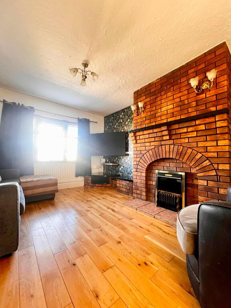 8 Carneal Close 3 of 16