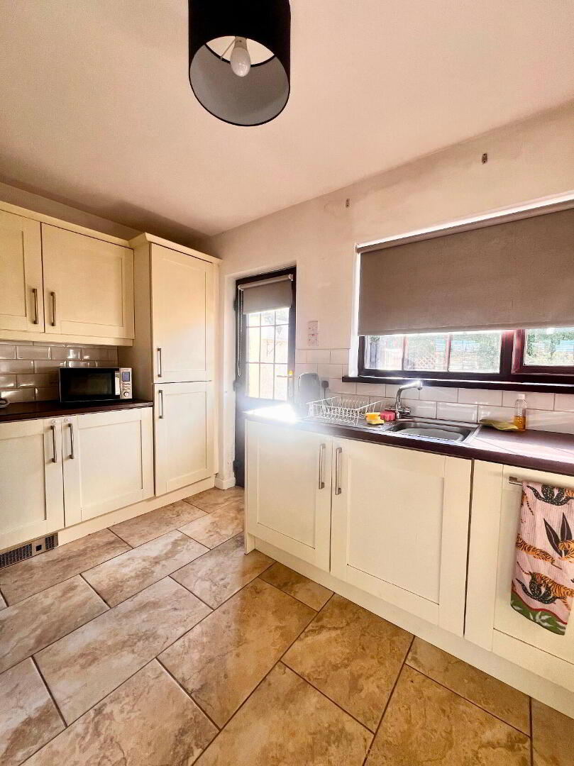 8 Carneal Close 8 of 16
