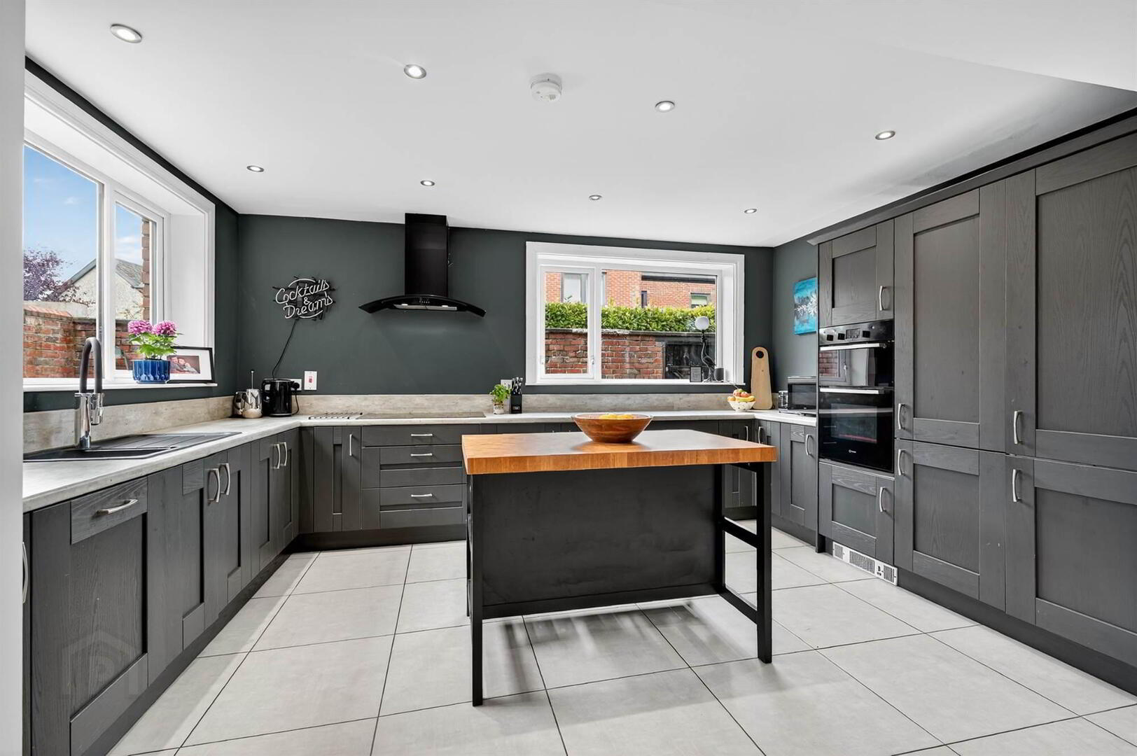 16 St Judes Avenue 16 of 54