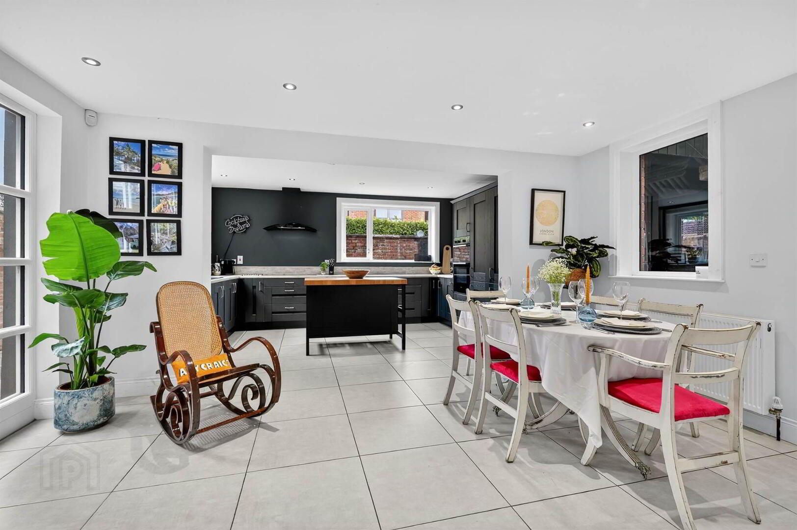 16 St Judes Avenue 19 of 54