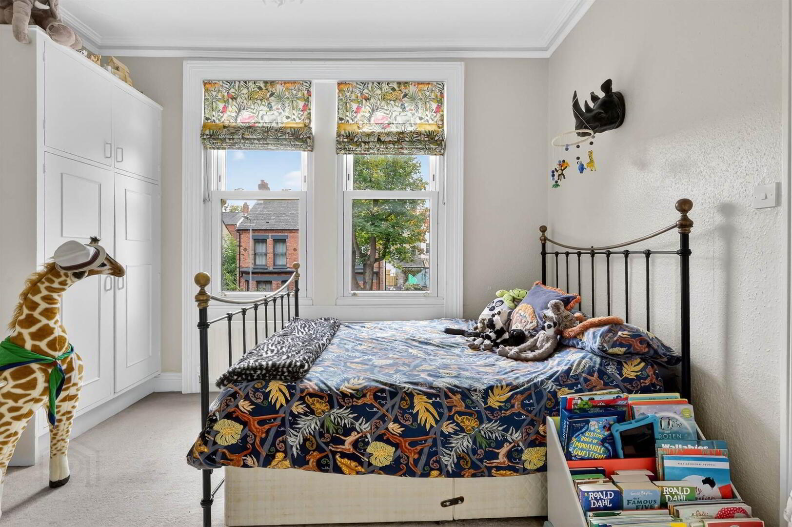 16 St Judes Avenue 33 of 54