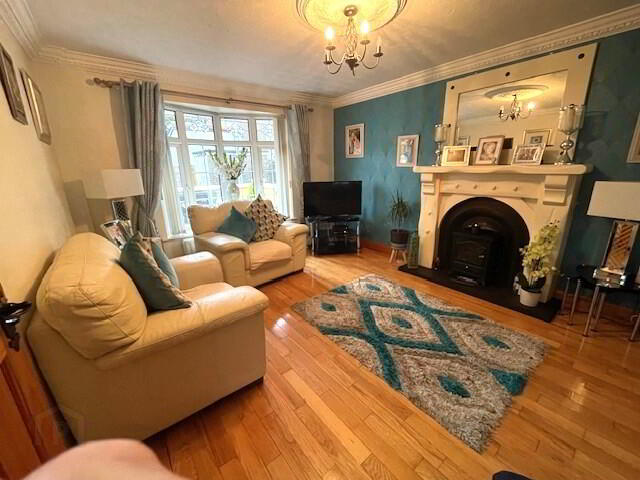 63 Rosemount Gardens 5 of 20