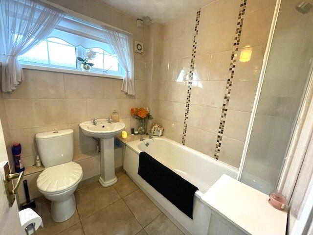 63 Rosemount Gardens 17 of 20