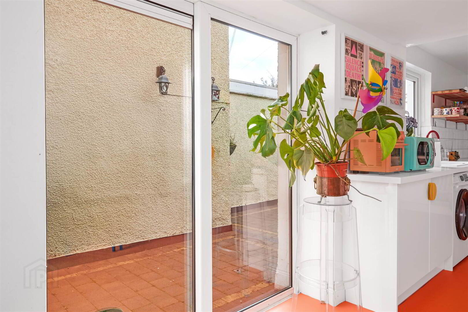 25 Millburn Road 11 of 22