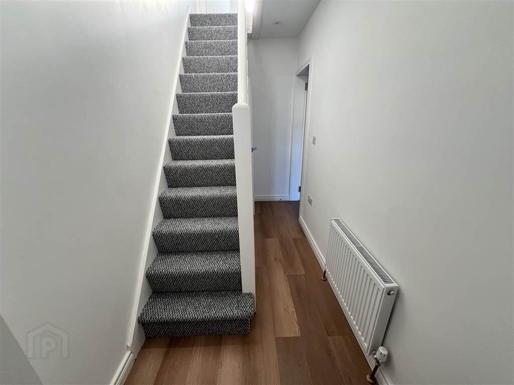 118 Scrabo Road 3 of 17
