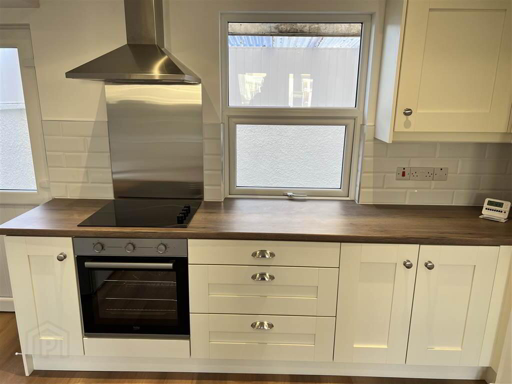 118 Scrabo Road 6 of 17
