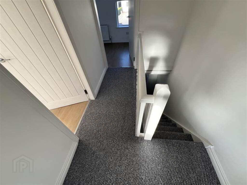 118 Scrabo Road 11 of 17