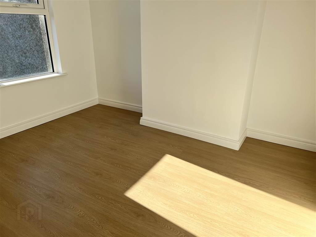 118 Scrabo Road 14 of 17