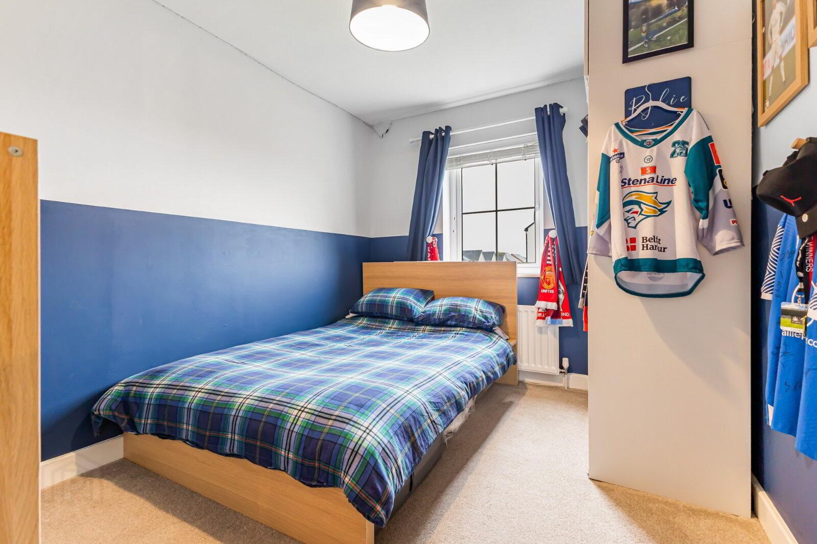 38 Rocklyn Crescent 27 of 39