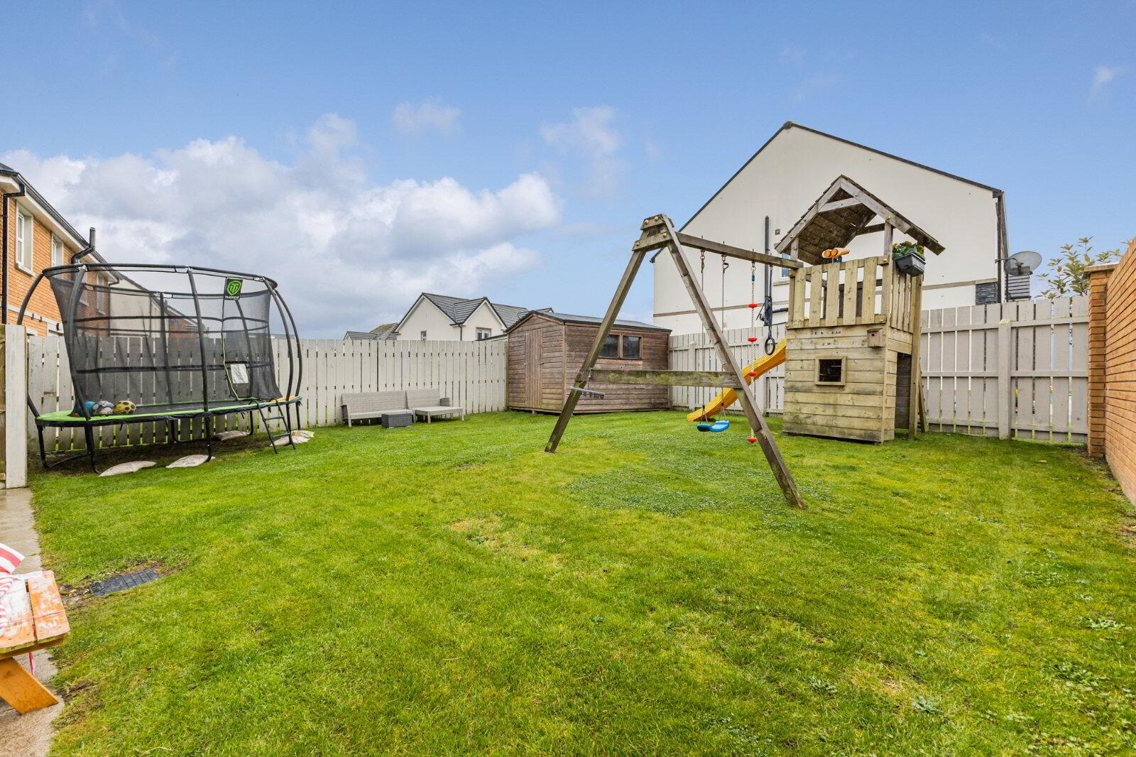38 Rocklyn Crescent 35 of 39