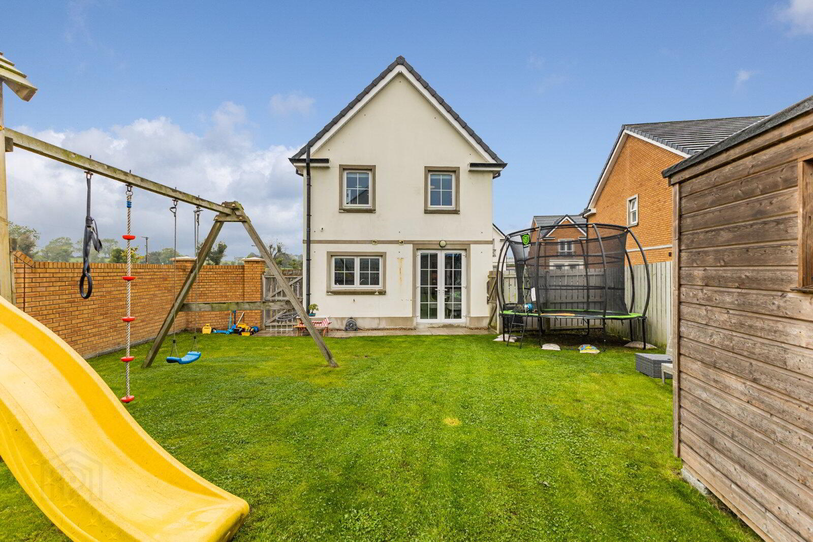 38 Rocklyn Crescent 36 of 39