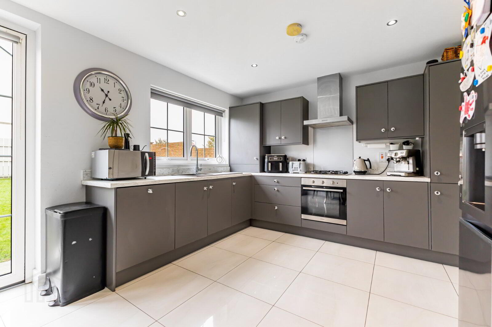 38 Rocklyn Crescent 12 of 39