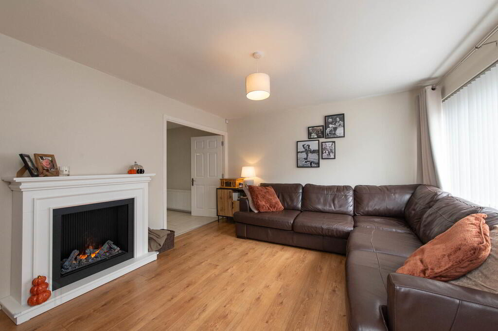 4 Kimberley Drive 2 of 24