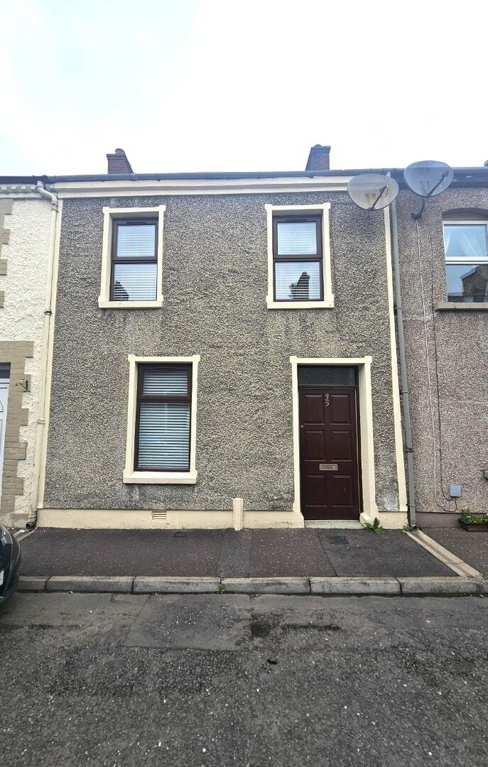 Benvarden Avenue 1 of 8