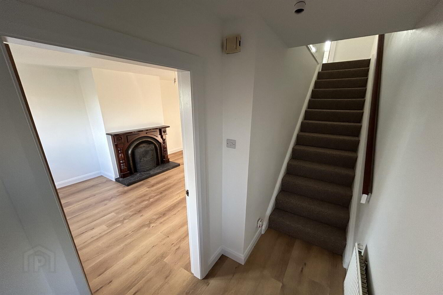 14 Whitehall Mews 19 of 24