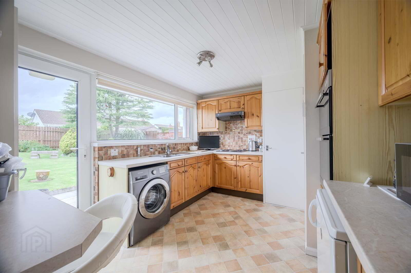 23 Onslow Gardens 9 of 22