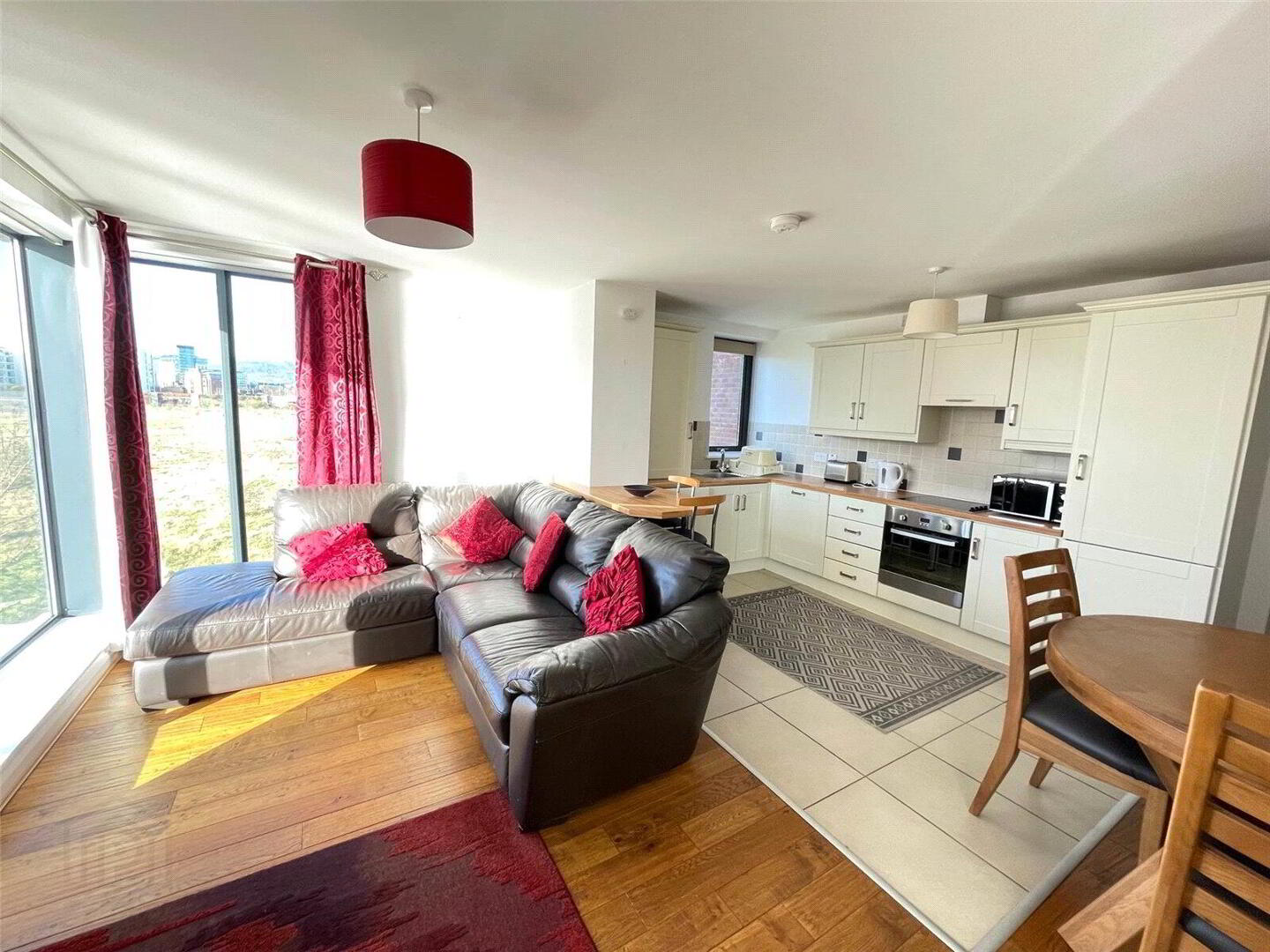 10 Pottingers Quay 3 of 8