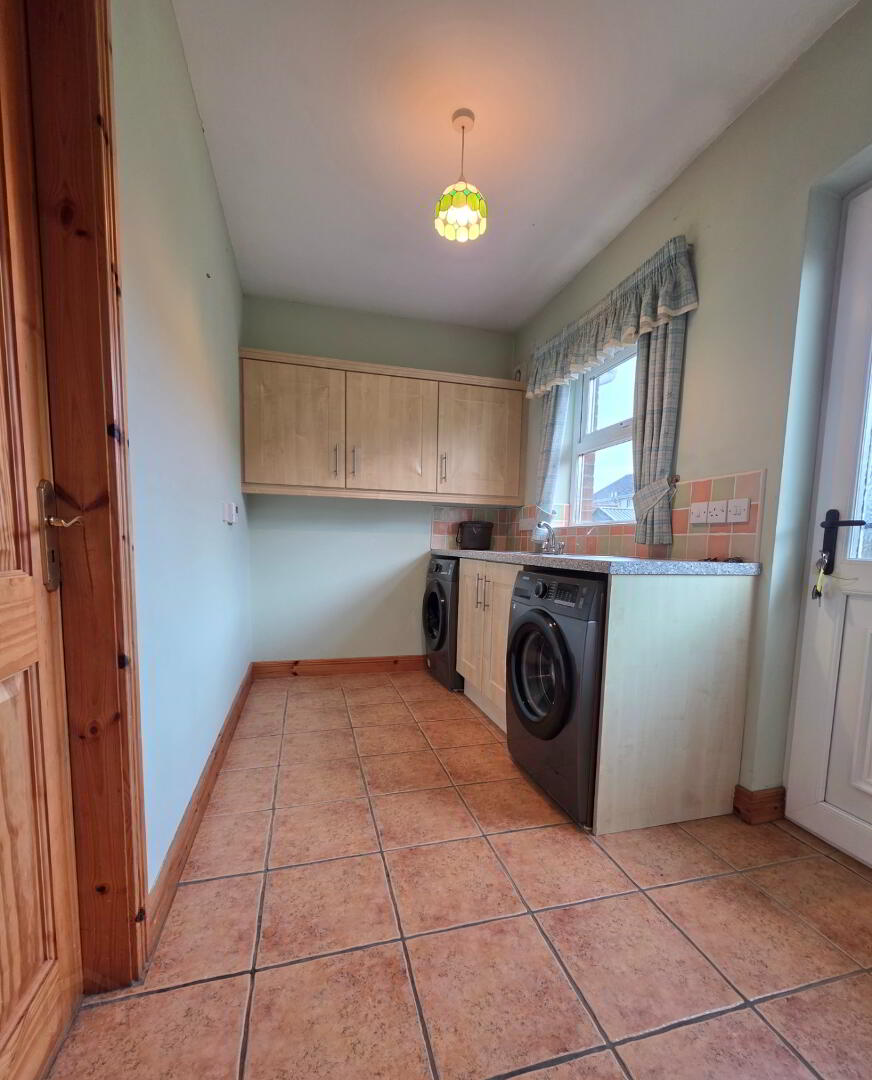 7 Knock Eden Close 17 of 37