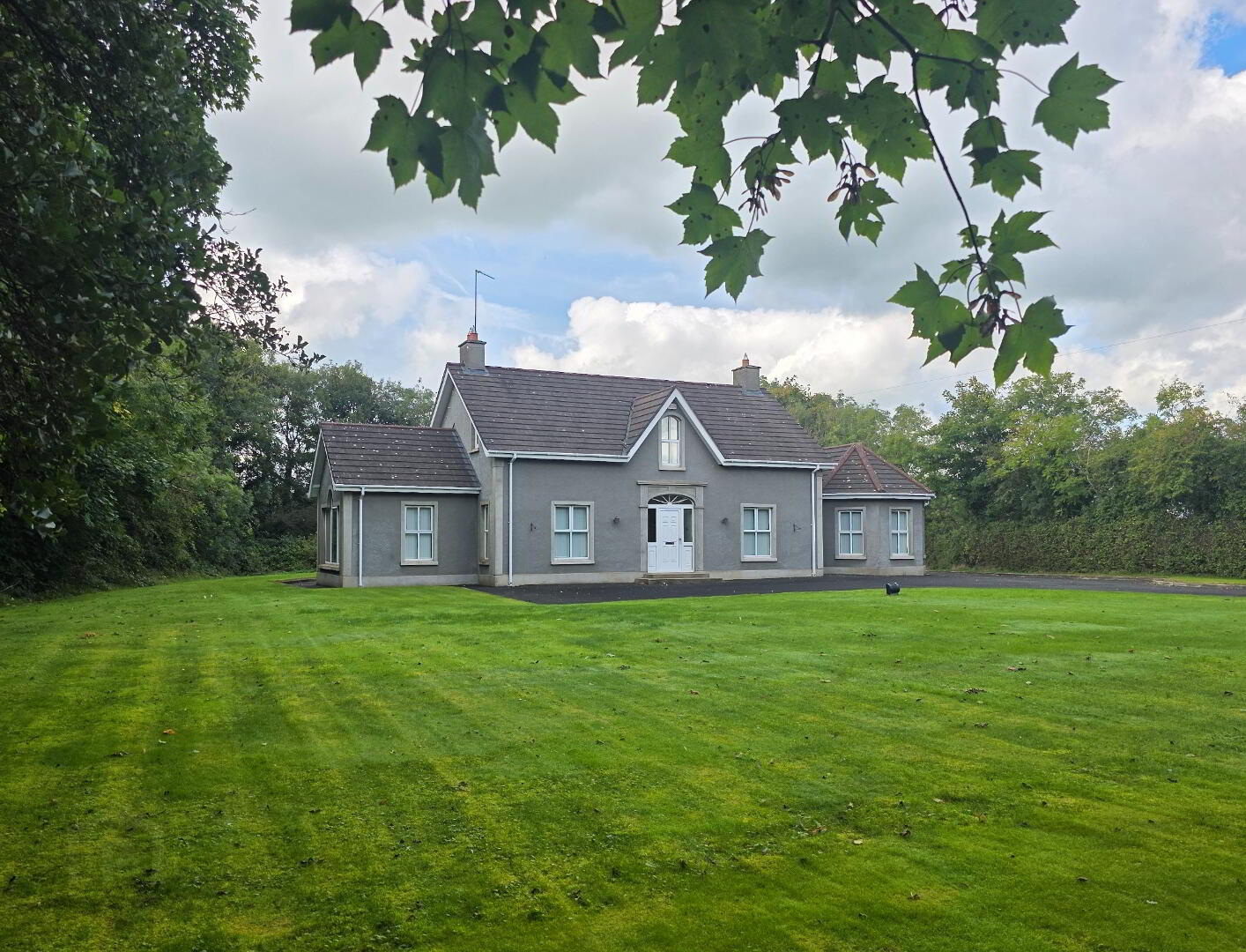 'Blackthorn Cottage', 52 Vow Road 3 of 46