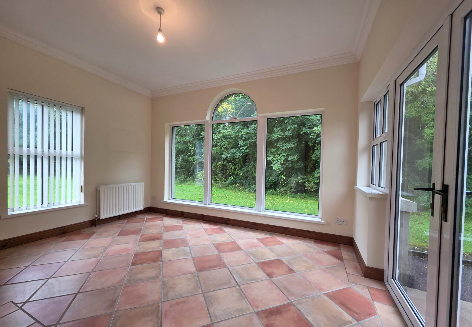 'Blackthorn Cottage', 52 Vow Road 24 of 46
