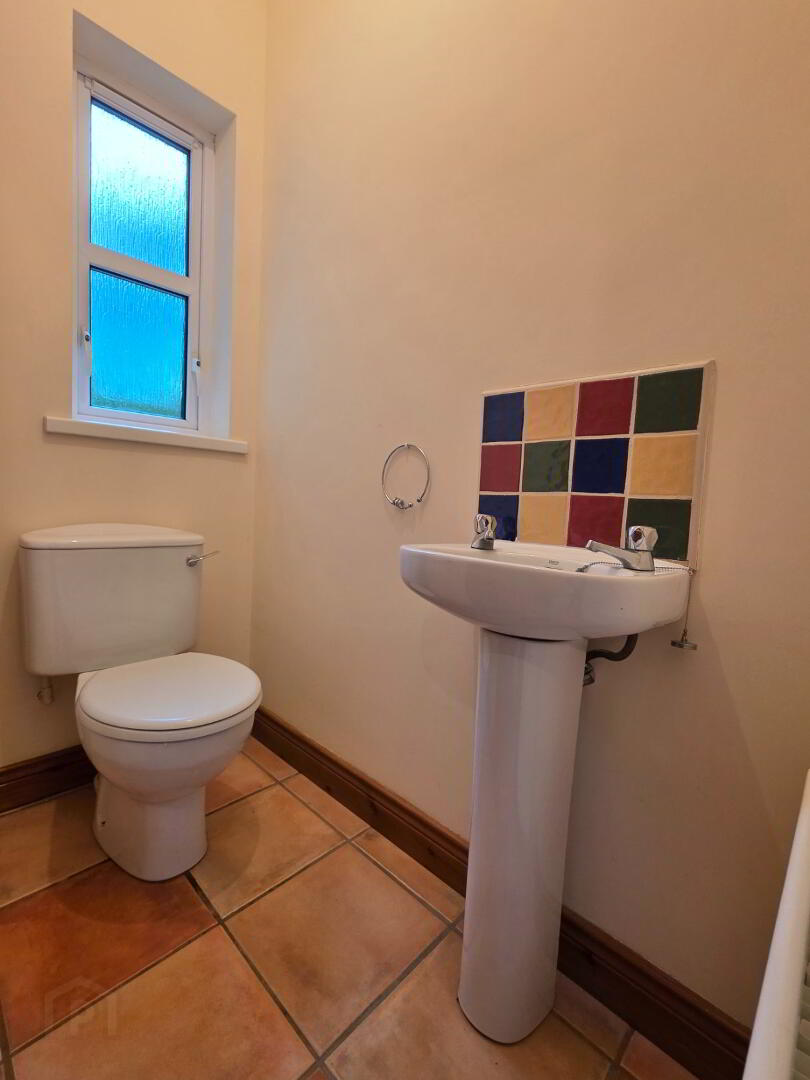 'Blackthorn Cottage', 52 Vow Road 29 of 46