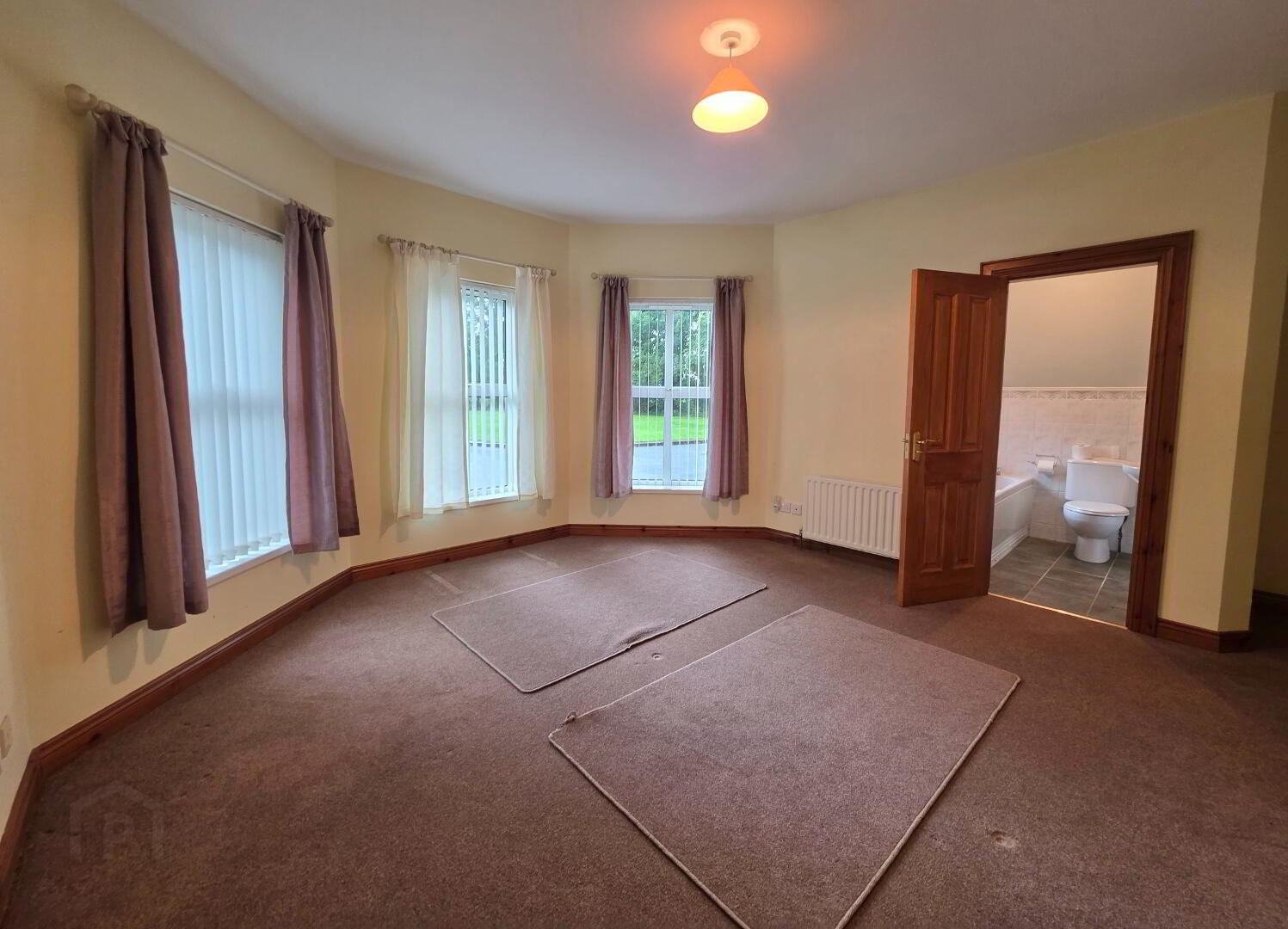 'Blackthorn Cottage', 52 Vow Road 31 of 46
