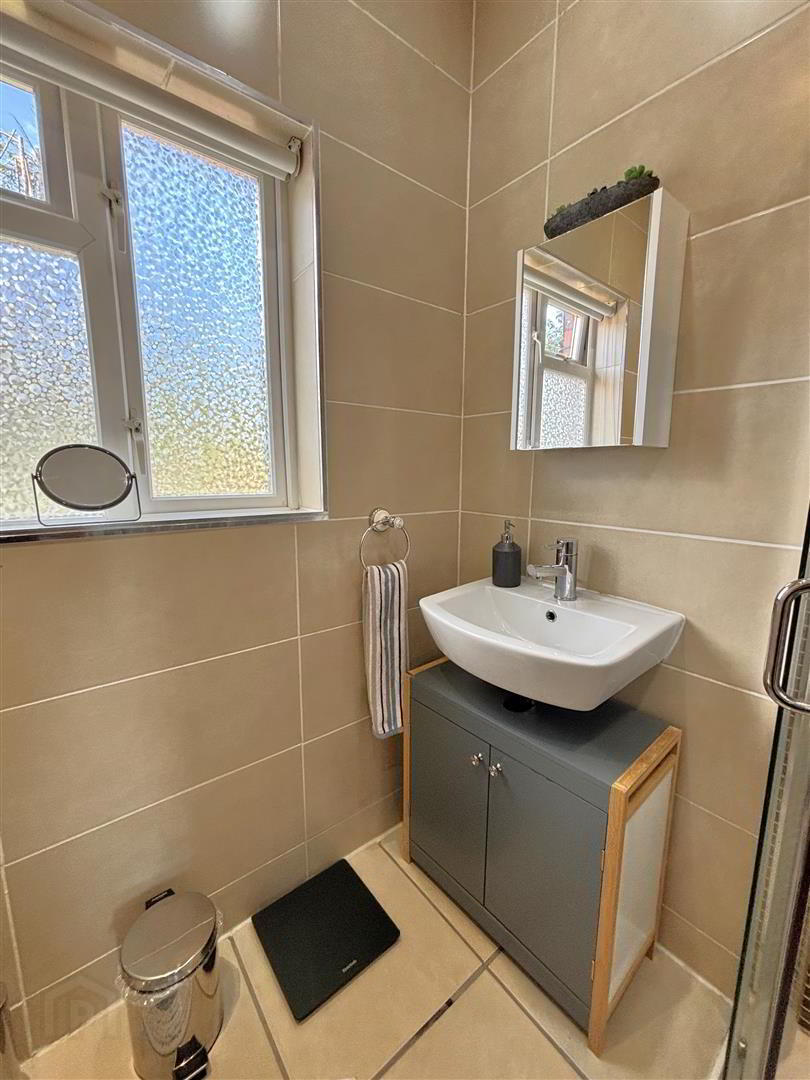 332 Ballysillan Road 17 of 25