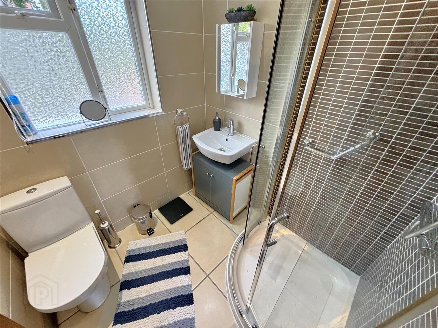 332 Ballysillan Road 16 of 25