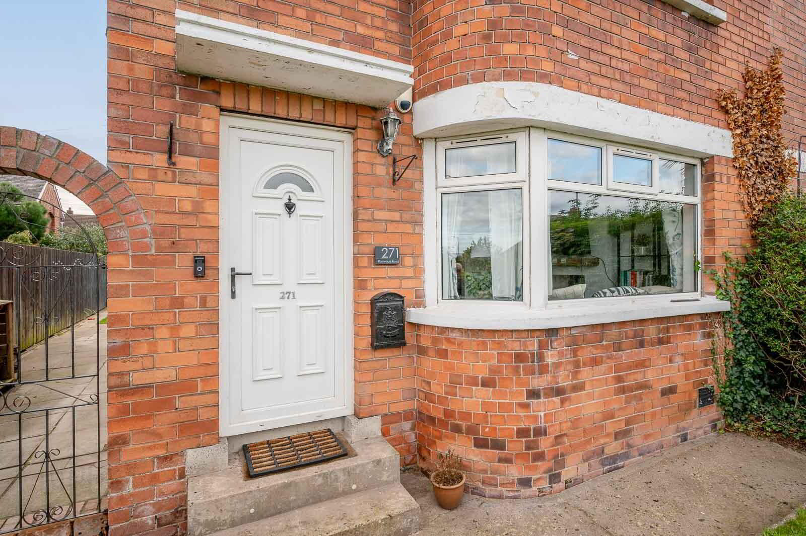 271 Holywood Road 2 of 29