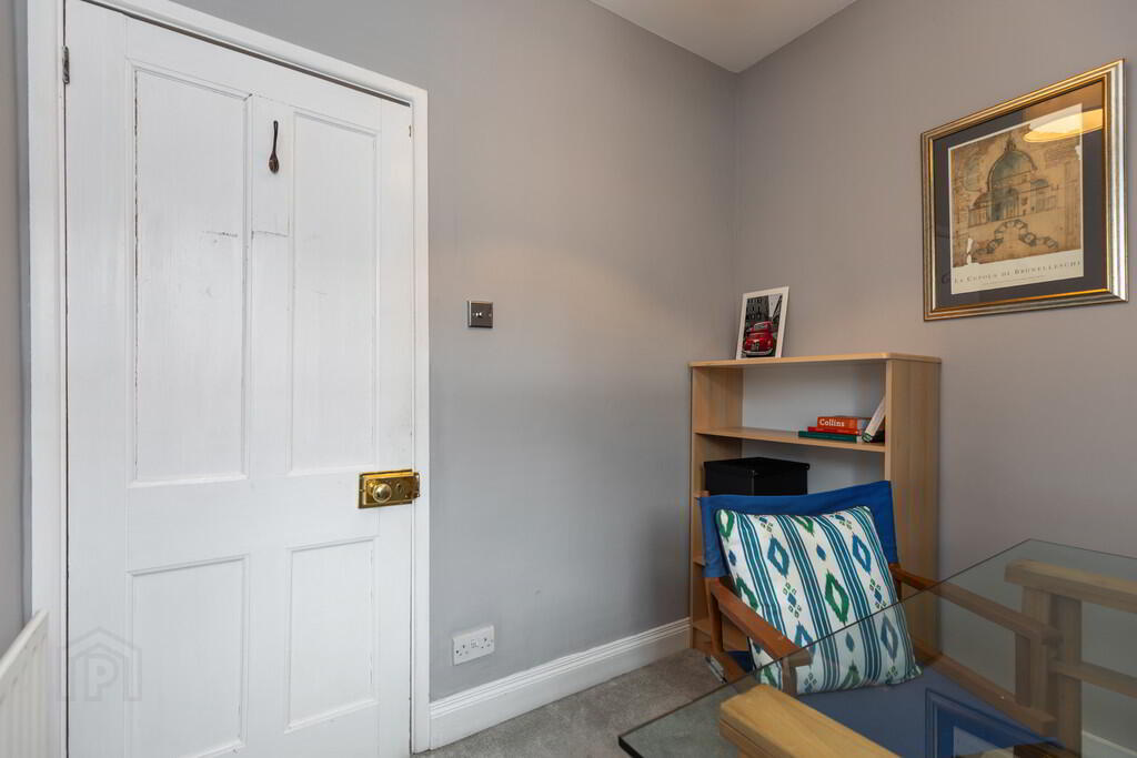 38 Moonstone Street 11 of 18