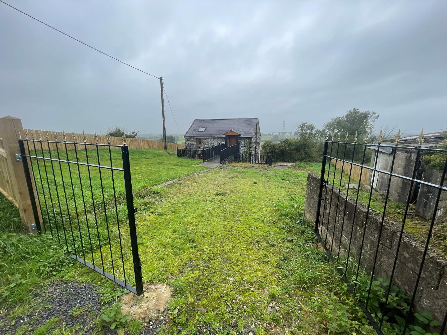 22 Barrack Hill 11 of 13