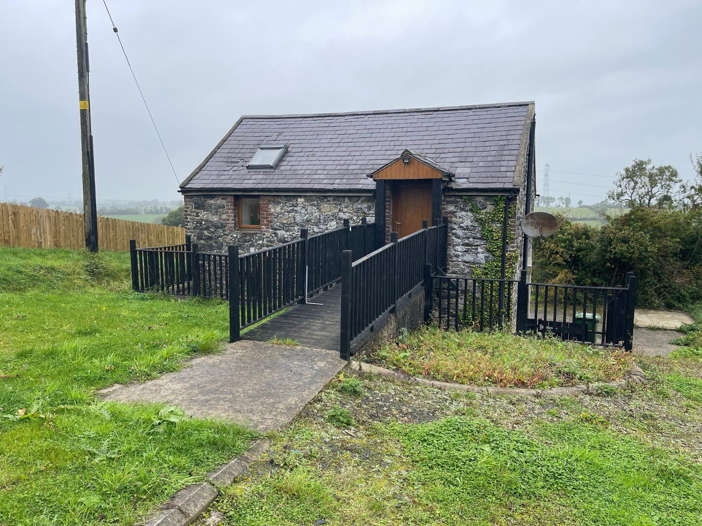 22 Barrack Hill 1 of 13