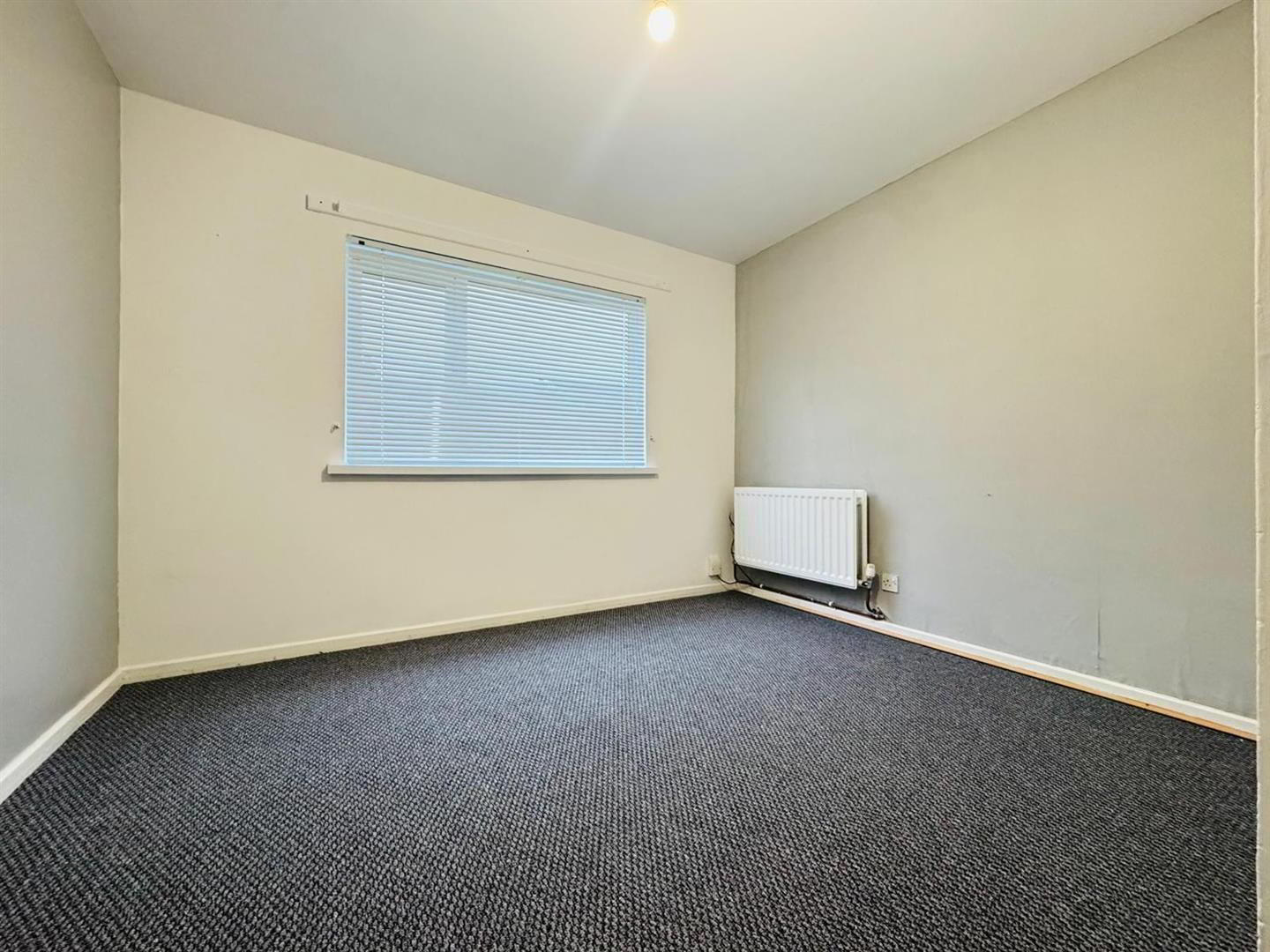 95 Bleach Green Avenue 6 of 9