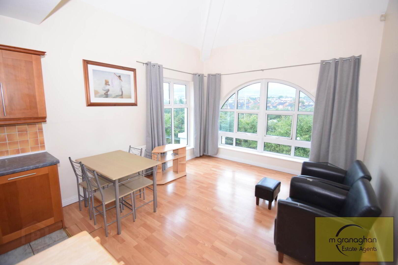 Apartment 4b Musgrave Manor 3 of 19