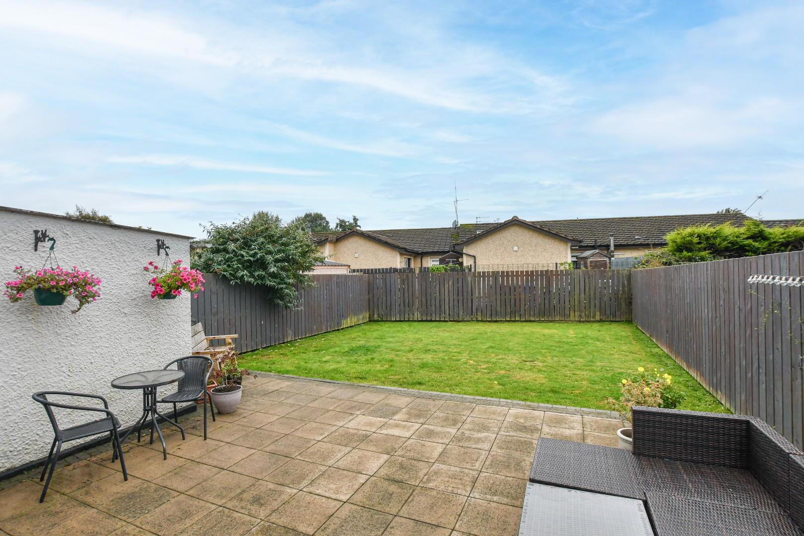 28 Coronation Crescent 23 of 29