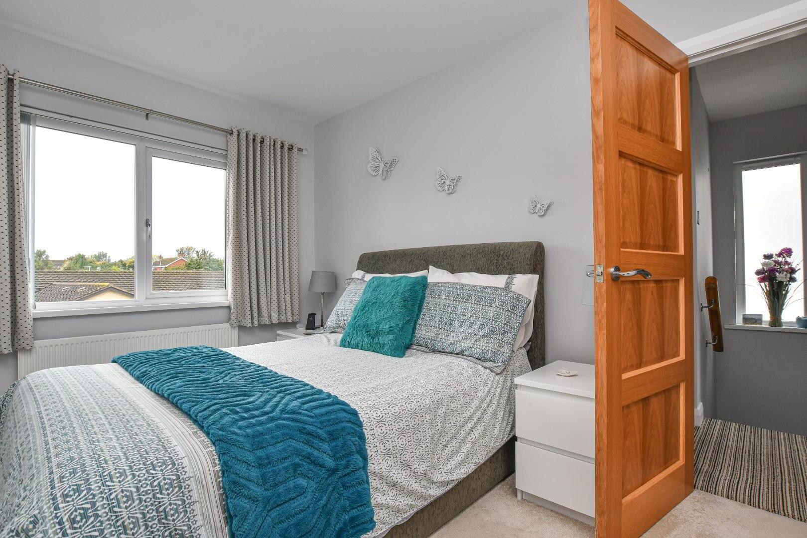 28 Coronation Crescent 14 of 29
